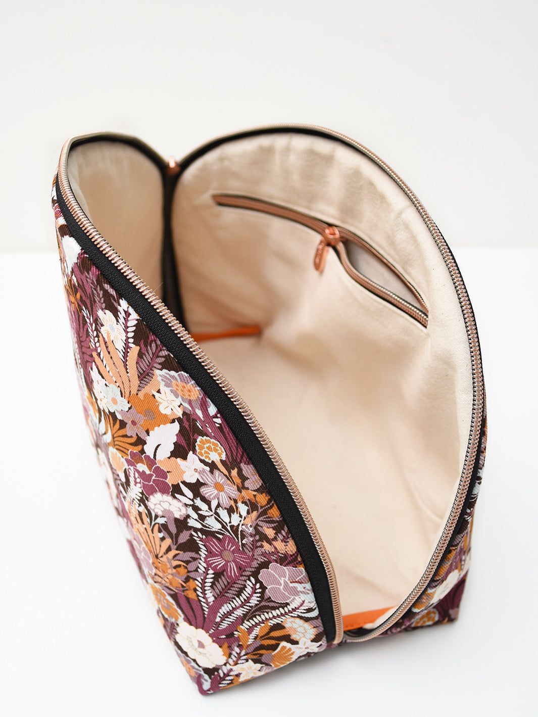 Inez makeup bag